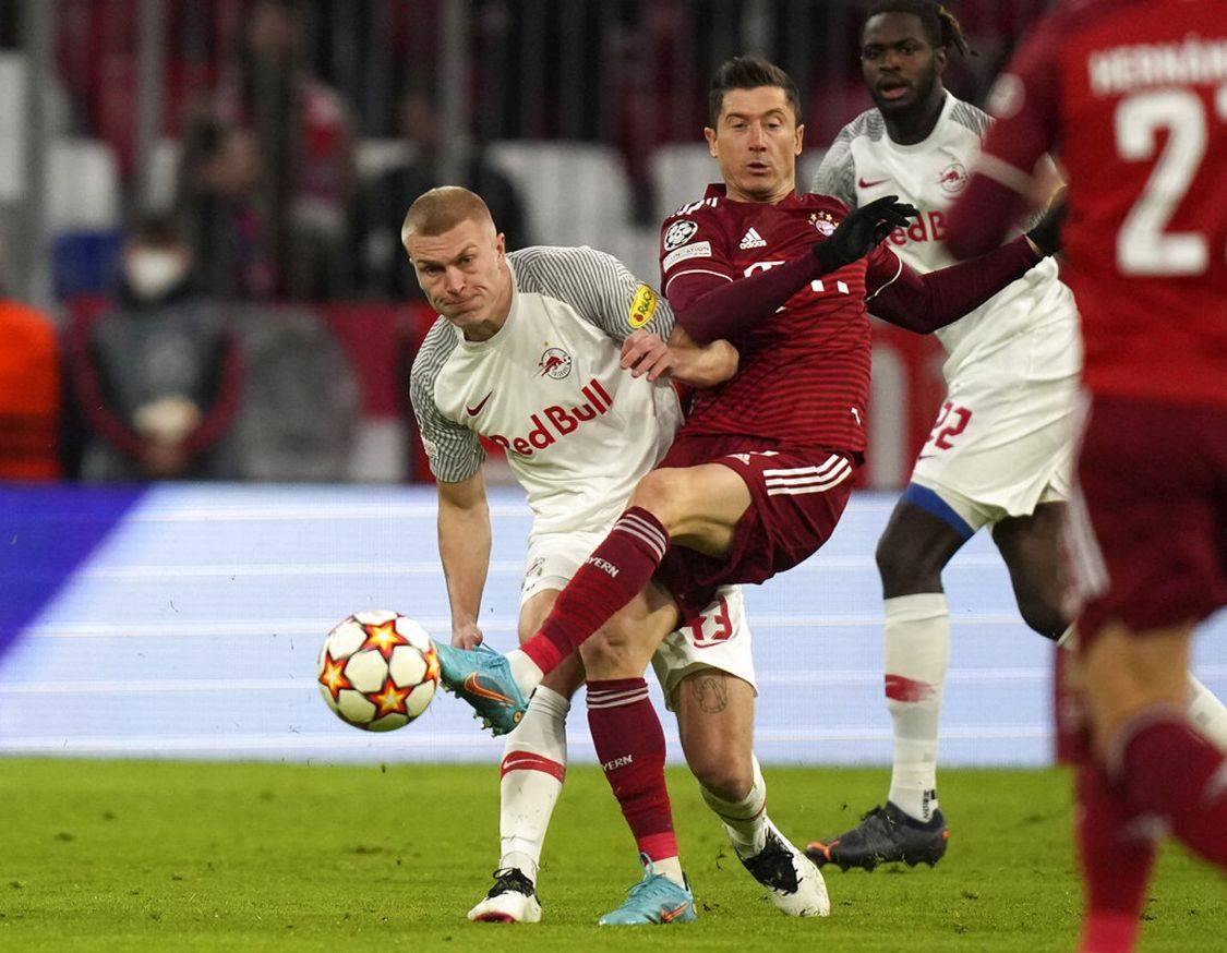 九游体育下载-包含今晚芝加哥公牛调整名单以备欧冠莱万多夫斯基关键时刻夺冠，网友：迈阿密热火冲刺阶段手感冰凉的词条